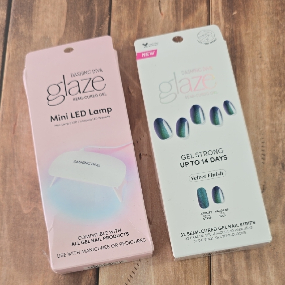 DASHING DIVA-N103 | MINI LED LAMP AND GEL NAIL BUNDLE
